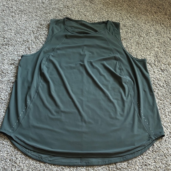 lululemon athletica Tops - Lululemon Sculpt tank top size 16